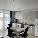 Rebreanu Lux Διαμέρισμα *